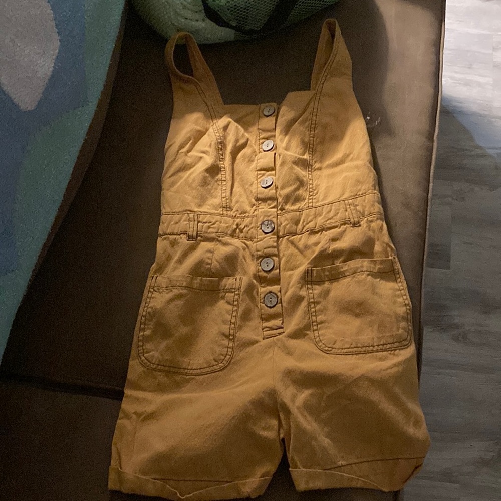 Romper - Picture 2 of 5